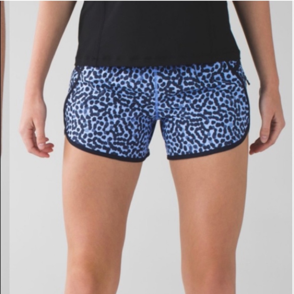 Lululemon Tracker Short III *4-way Stretch